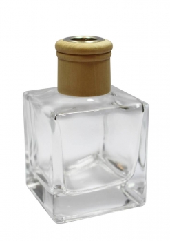 Glasflasche quadratisch 100ml für Raumduft, Mündung PP28, Lieferung ohne Verschluss und Stäbchen, separat bestellbar.